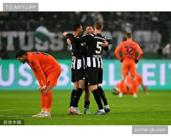 多特1-0小胜沃尔夫斯堡 防守改善四场仅失三球